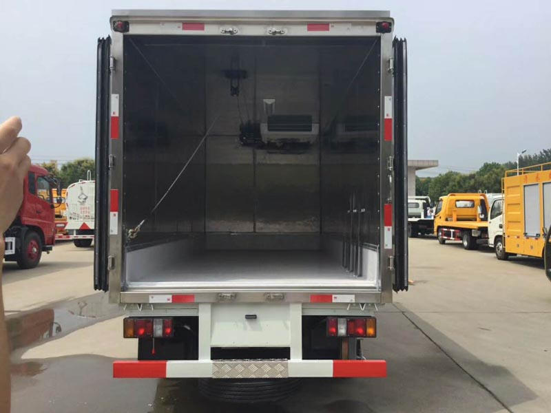 ����˳���޺������䳵