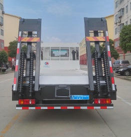 ��������CLW5167TPBD5��ƽ�����䳵