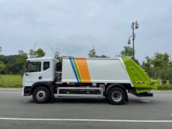 ����D9���綯ѹ��������